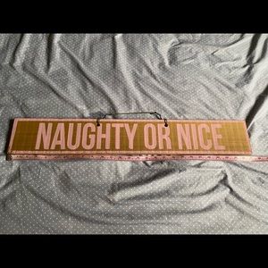 **RARE** Brandy Melville wood sign 💗